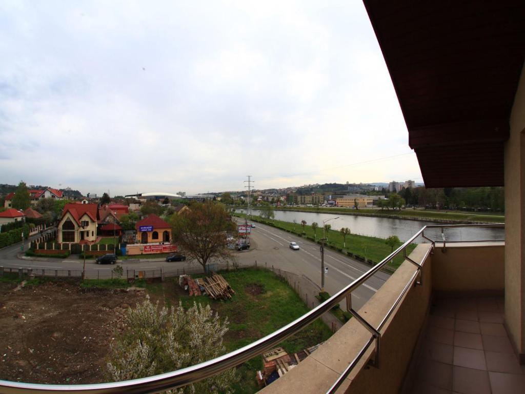 Hôtel Oscar à Cluj-Napoca Extérieur photo