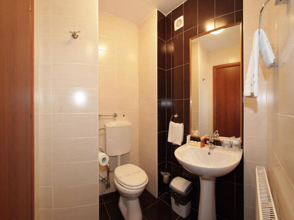 Hôtel Oscar à Cluj-Napoca Chambre photo