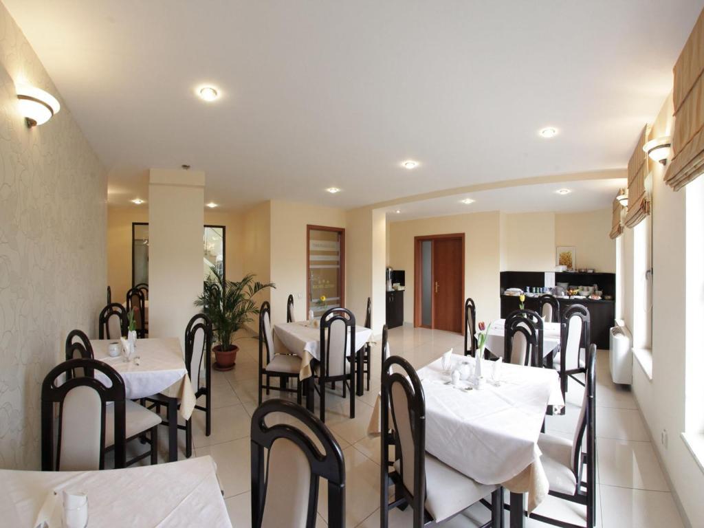 Hôtel Oscar à Cluj-Napoca Extérieur photo