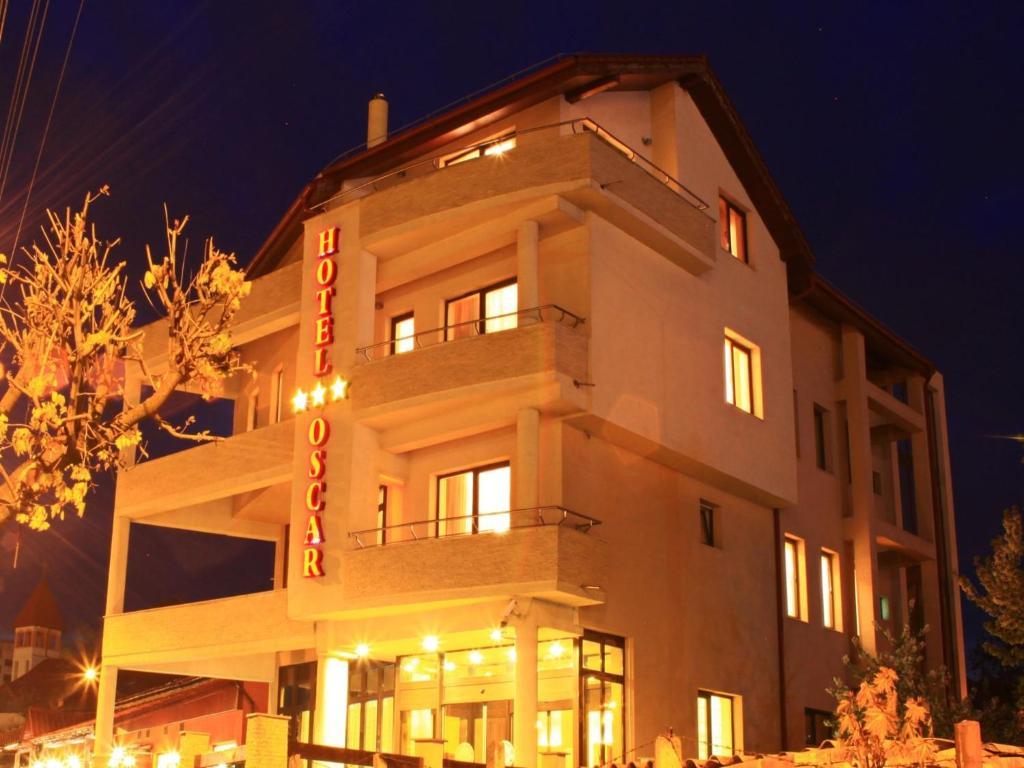 Hôtel Oscar à Cluj-Napoca Extérieur photo
