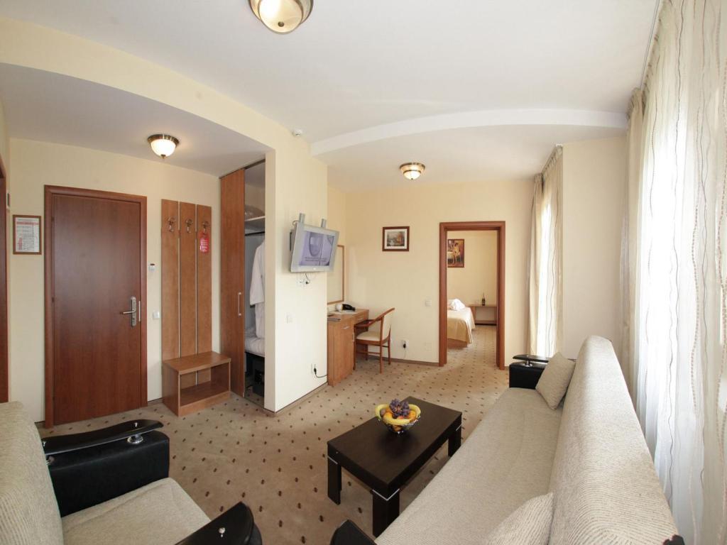 Hôtel Oscar à Cluj-Napoca Chambre photo